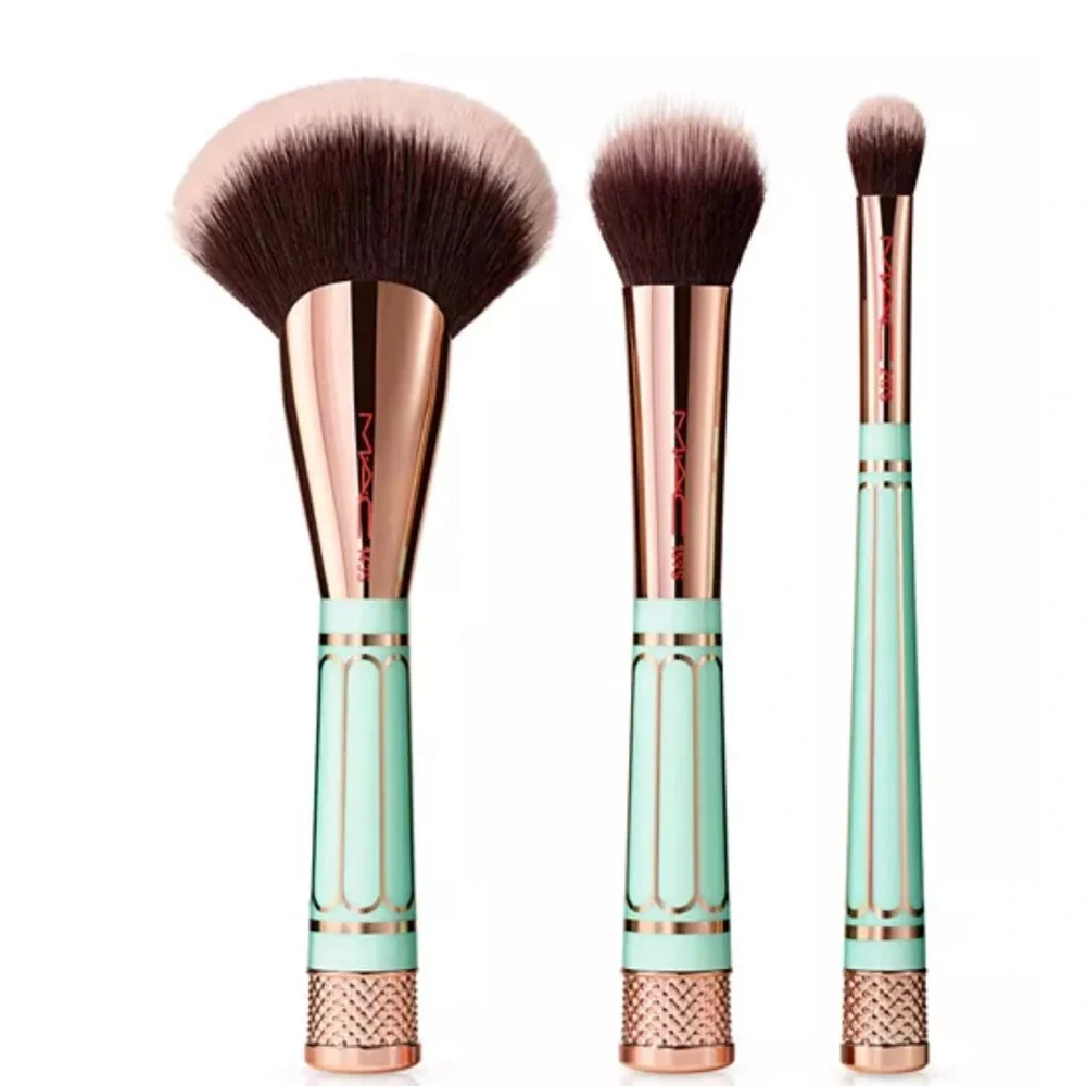 MAC of all trades Full-Sized Pro Brush kit